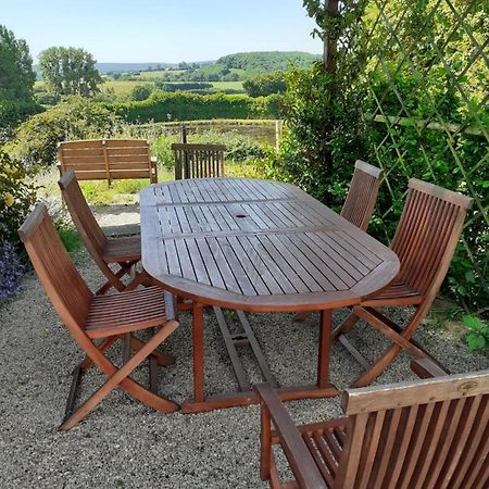 Private Farmhouse For Six In The Countryside Saint-Pierre-sur-Orthe Exteriör bild