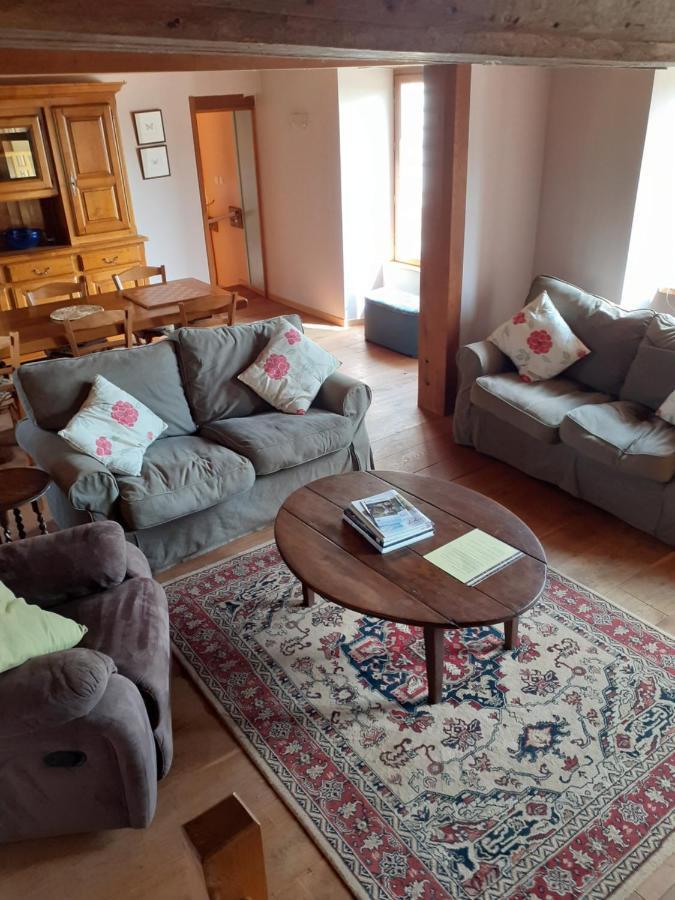 Private Farmhouse For Six In The Countryside Saint-Pierre-sur-Orthe Exteriör bild