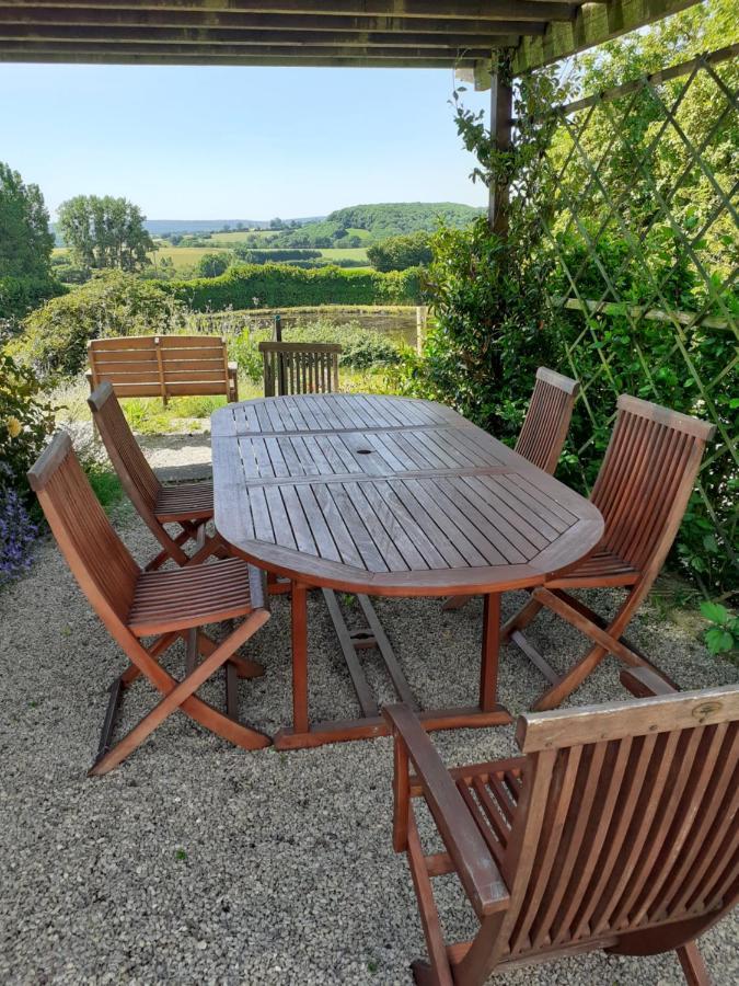 Private Farmhouse For Six In The Countryside Saint-Pierre-sur-Orthe Exteriör bild